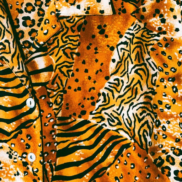 Vintage 90s/Y2K Impressions Patchwork Animal Print Blouse w/ Abalone Buttons - Picture 5 of 6